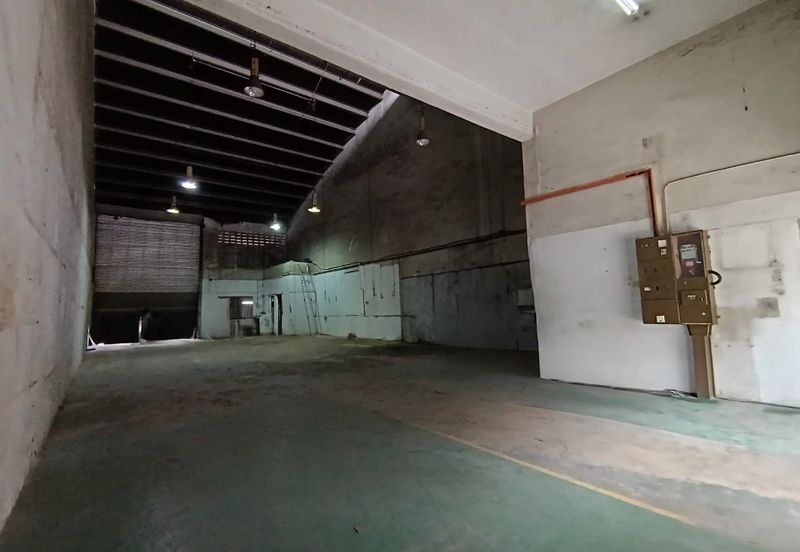 Taman Industrial Sungai Buloh (TSB Commercial Centre)