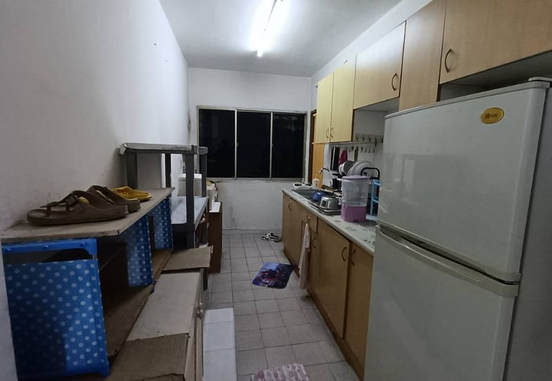 Apartment Lestari