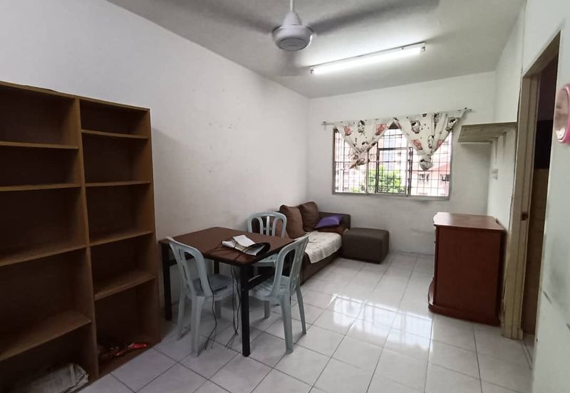 Apartment Lestari