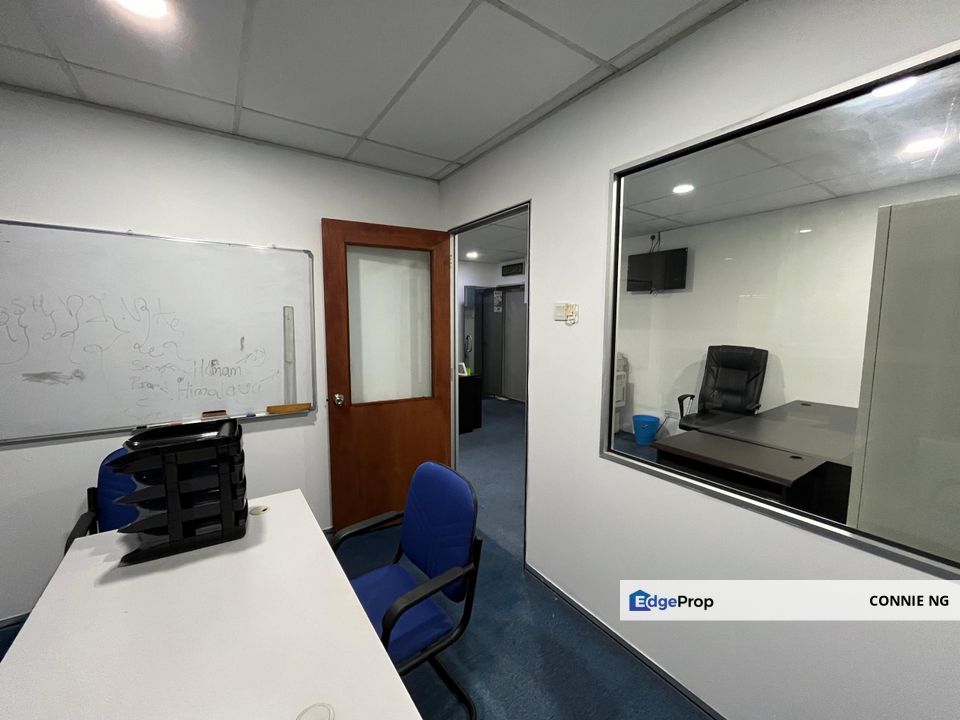 Fully Furnished Office Suite for Rent at Menara 8 Trium, near MRT, Selangor, Petaling Jaya