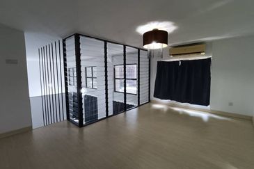 Colonial @ Empire city