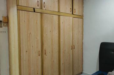 2 storey End Lot Unit for Sale, Freehold Bandar Menjalara 52100