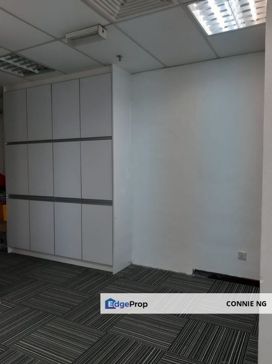 Partly Furnished Office Suite for Rent at Menara 8 Trium, near MRT, Selangor, Petaling Jaya
