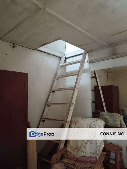 Double Storey 2r2b with  extra Platform , Selangor, Shah Alam