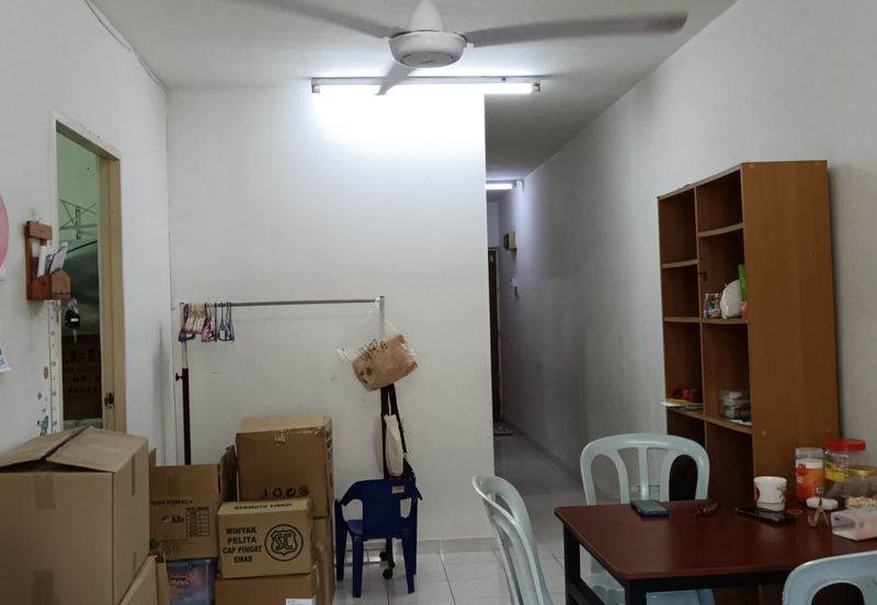 Apartment Lestari