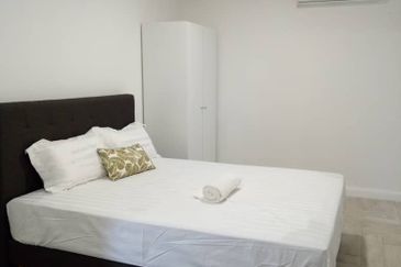 Service Office Suite (SOS) @ Empire City