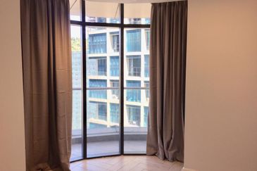 Service Office Suite (SOS) @ Empire City