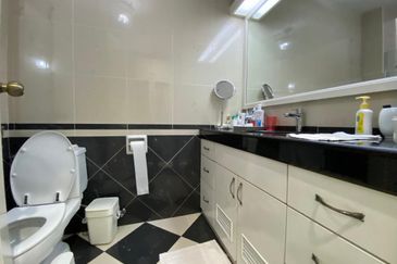 Renovated Sd10 Double Storey Terrace House for Sale, Bandar Sri Damansara