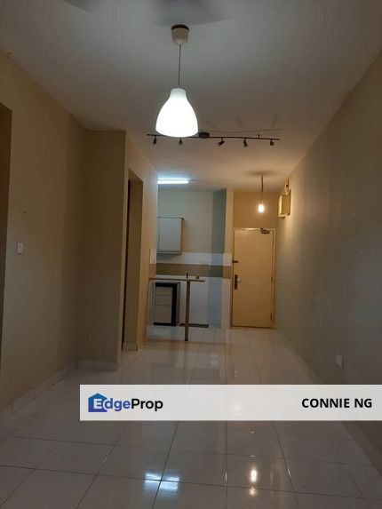 Short walk to MRT station and the curve ikea , Selangor, Damansara Perdana