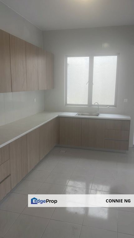 All room with Wardrobe and ac, Selangor, Puchong