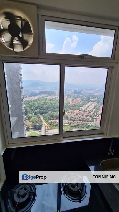 Nice view unit near to school bank and shop, Selangor, Bandar Sri Damansara