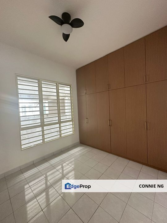 Next to 162 park mall hospital shop amd others, Selangor, Selayang