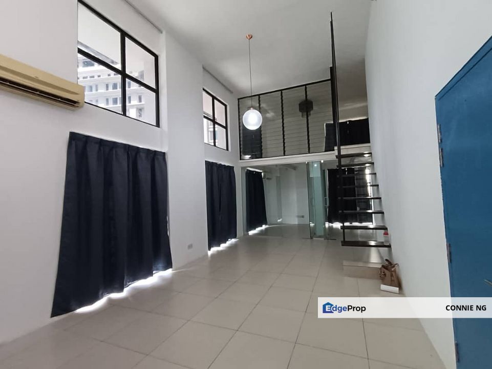  walking distanced to laundry, food court, 7-11 ,hextar world ikea and others, Selangor, Damansara Perdana