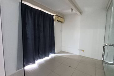 Colonial @ Empire city