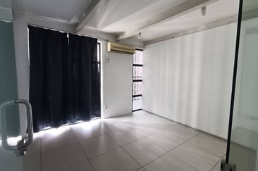 Colonial @ Empire city