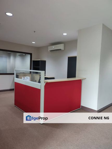 A short walk to the mrt with shuttle bus service available, Selangor, Petaling Jaya