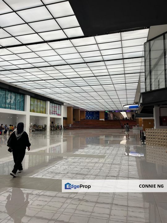 Walking distance to hextar world,IKEA. Shuttle bas to 1U and mrt station , Selangor, Petaling Jaya