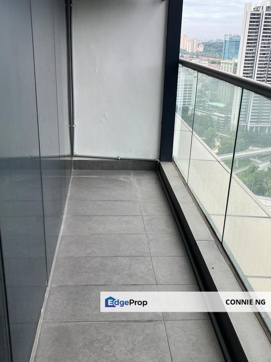 EMPIRE CITY ,Marriot Hotel studio rm1400 fully furnish near The Curve,1Utama,TTDI & Mrt station, Selangor, Damansara Perdana