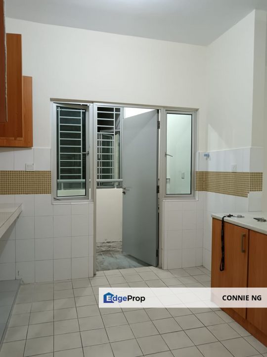 convenient location near to ikano, ikea , the curve mrt mutira and other , Selangor, Damansara Perdana