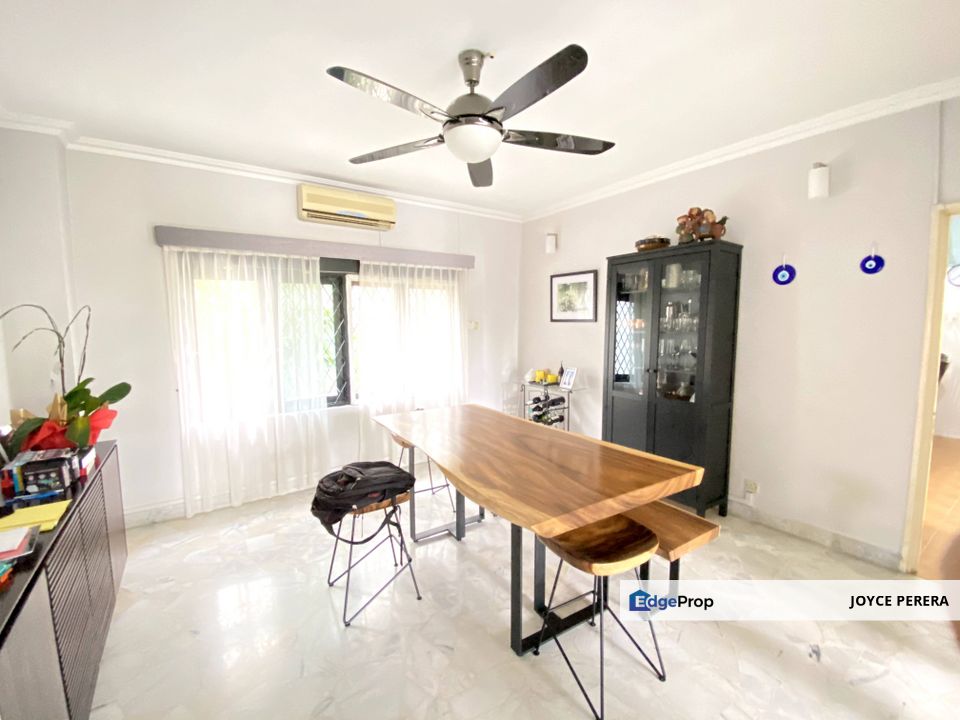 10,000sf Flat land, bungalow with pool, Selangor, Ampang