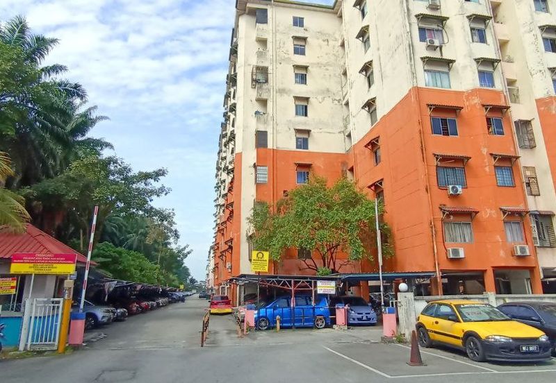 Pangsapuri Seri Proton