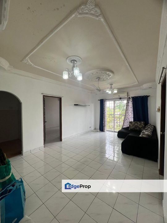 APARTMENT DESA PUTRA, BATU CAVES, Selangor, Batu Caves 