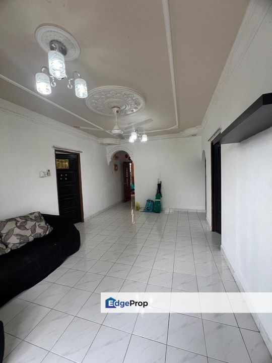 APARTMENT DESA PUTRA, BATU CAVES, Selangor, Batu Caves 