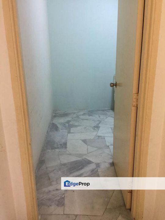 IRIS APARTMENT, SUNGAI BULOH TINGKAT 1, Selangor, Sungai Buloh