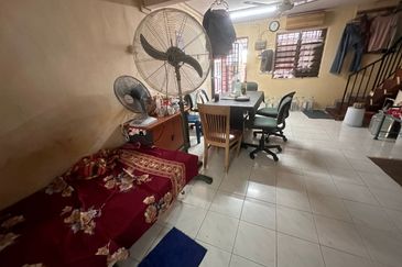 Jalan Taman Perindustrian Puchong 1/32