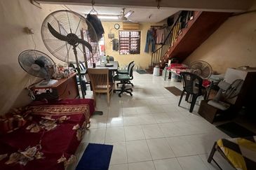 Jalan Taman Perindustrian Puchong 1/32