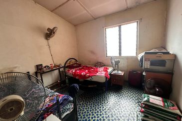 Jalan Taman Perindustrian Puchong 1/32