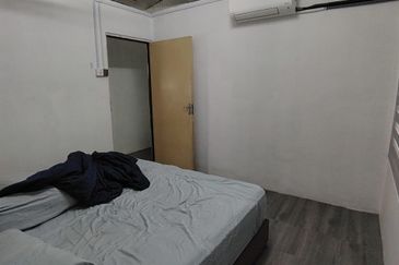 Jalan Taman Perindustrian Puchong 1/32