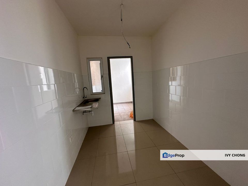 The Wharf Residence Bumi Lot 3+1 Rooms Apartment untuk Dijual , Selangor, Puchong