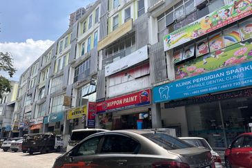 Prima Bizwalk Business Park