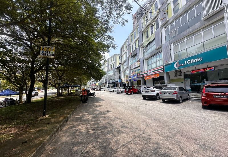 Prima Bizwalk Business Park