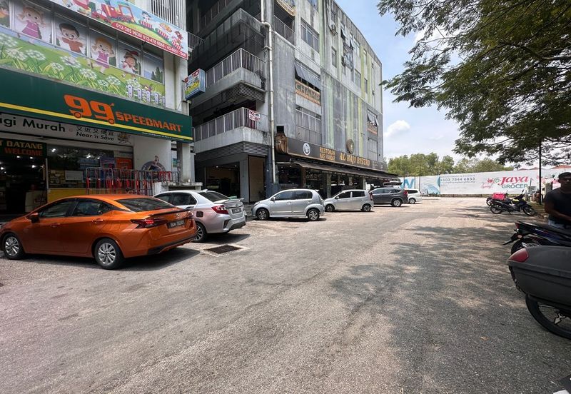 Prima Bizwalk Business Park