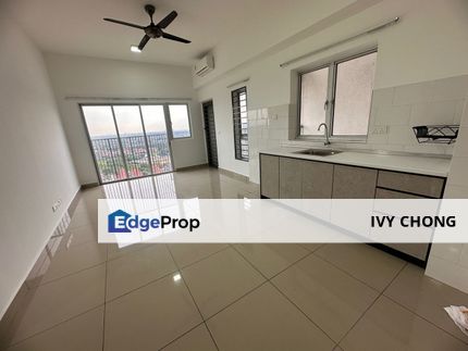 The Wharf Residence 2+1 Rooms Apartment with Balcony, Unblocked View for Rent, Selangor, Puchong