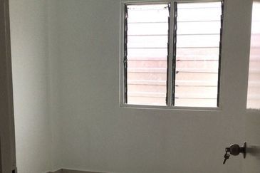 Puchong Utama Court 2