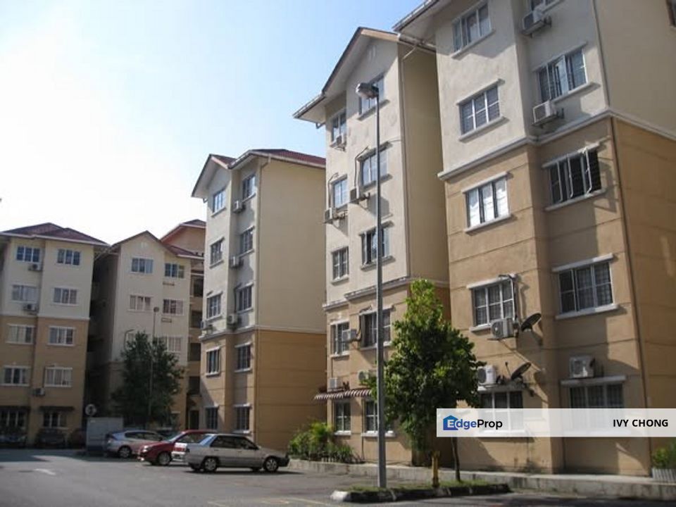 Sri Ara Apartment, Ara Damansara, 3 Rooms Apartment for Sale. Bare unit., Selangor, Ara Damansara