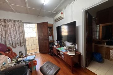 SS15 Subang Jaya Freehold 2 Storey House, Nearby Commercial Hub, Easy Access, Matured Neighbourhood.