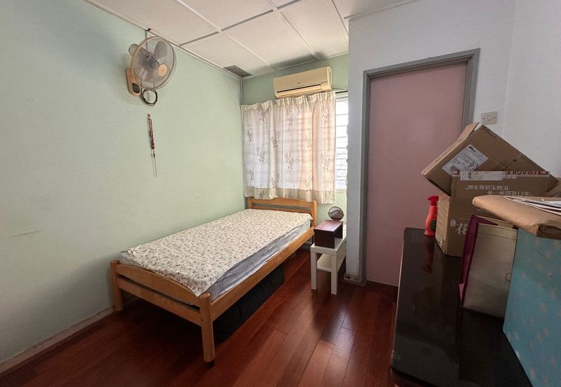 SS15 Subang Jaya Freehold 2 Storey House, Nearby Commercial Hub, Easy Access, Matured Neighbourhood.