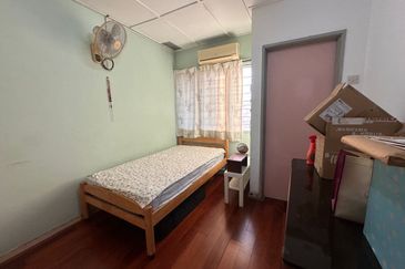 SS15 Subang Jaya Freehold 2 Storey House, Nearby Commercial Hub, Easy Access, Matured Neighbourhood.