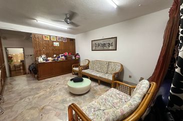 SS15 Subang Jaya Freehold 2 Storey House, Nearby Commercial Hub, Easy Access, Matured Neighbourhood.