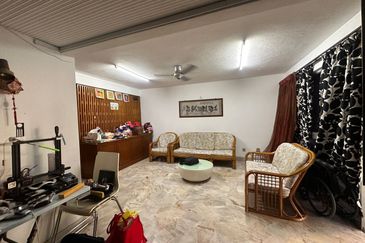 SS15 Subang Jaya Freehold 2 Storey House, Nearby Commercial Hub, Easy Access, Matured Neighbourhood.