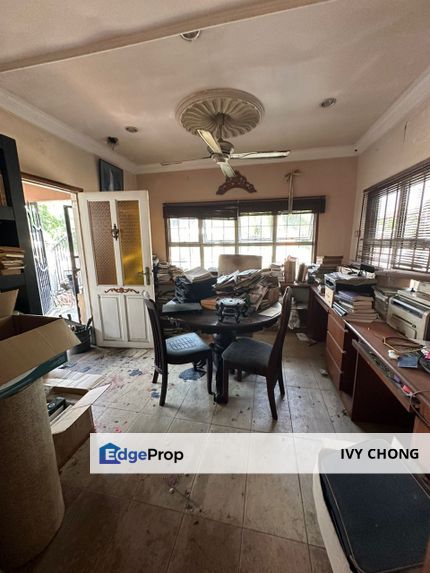 SS17 Subang Jaya Freehold House for Sale, Requires Renovation., Selangor, Subang Jaya
