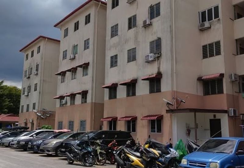 Puchong Utama Court 2