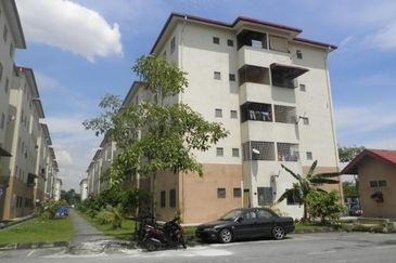 Puchong Utama Court 2