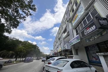 Prima Bizwalk Business Park