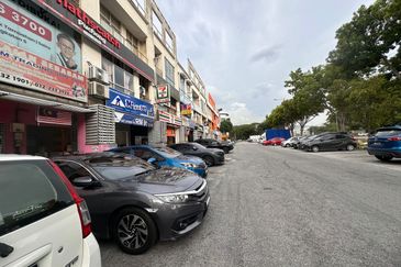 Prima Biz Hub, Taman Tasik Prima