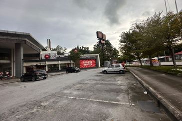 Prima Biz Hub, Taman Tasik Prima